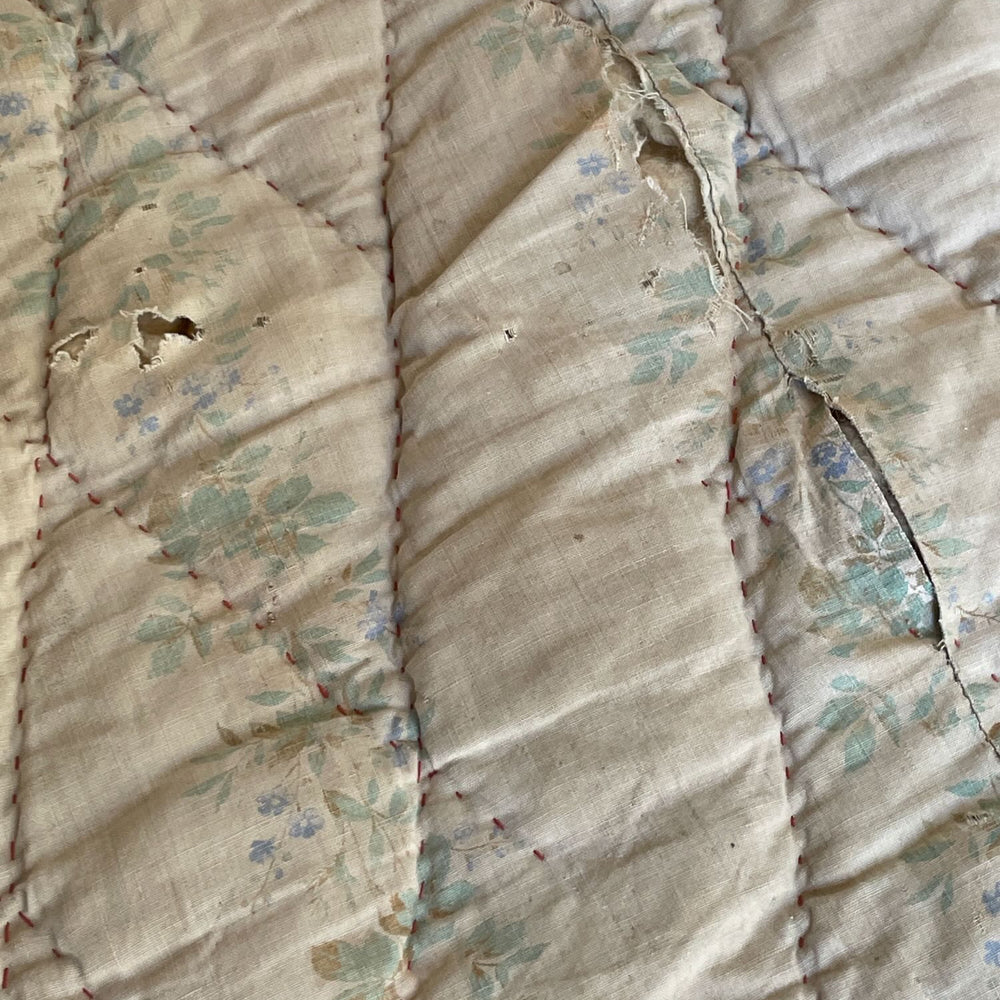 
                  
                    pink rose quilt antique vintage french whole cloth comforter warm double cosy bedcover 
                  
                