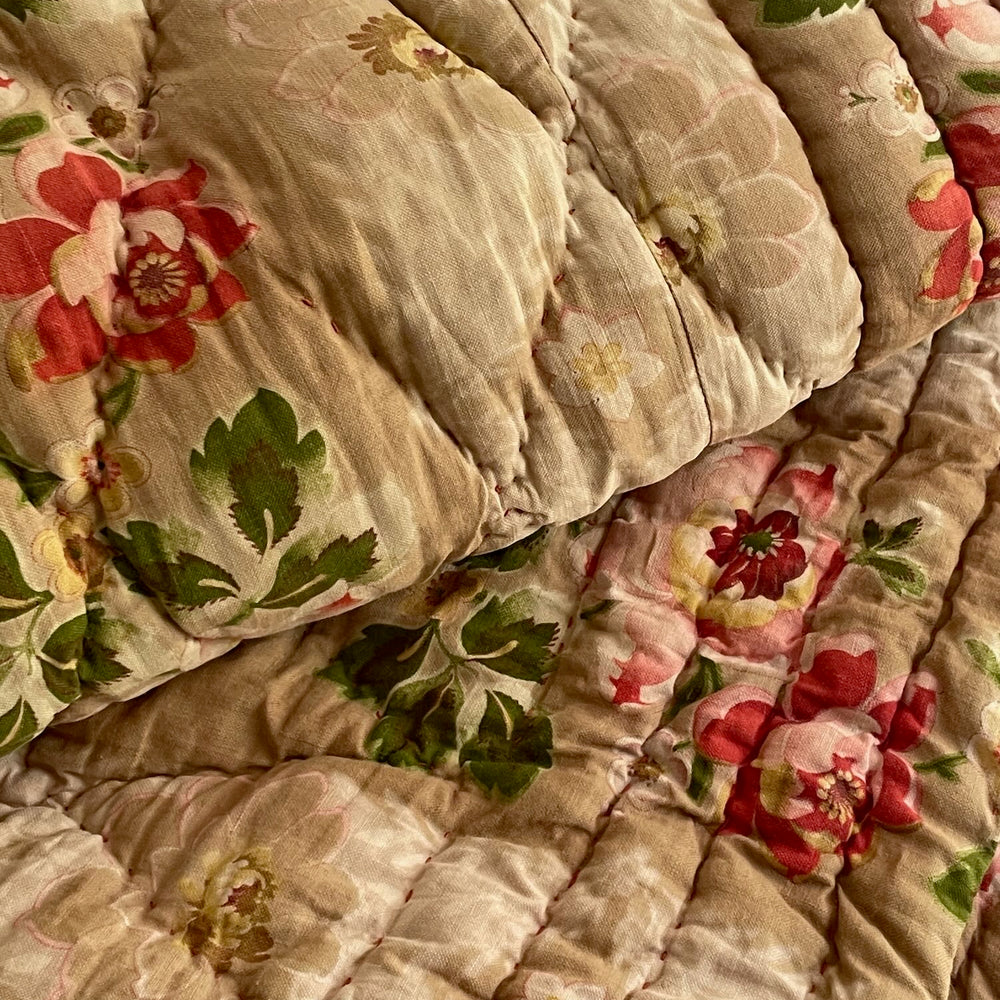 
                  
                    pink rose quilt antique vintage french whole cloth comforter warm double cosy bedcover 
                  
                