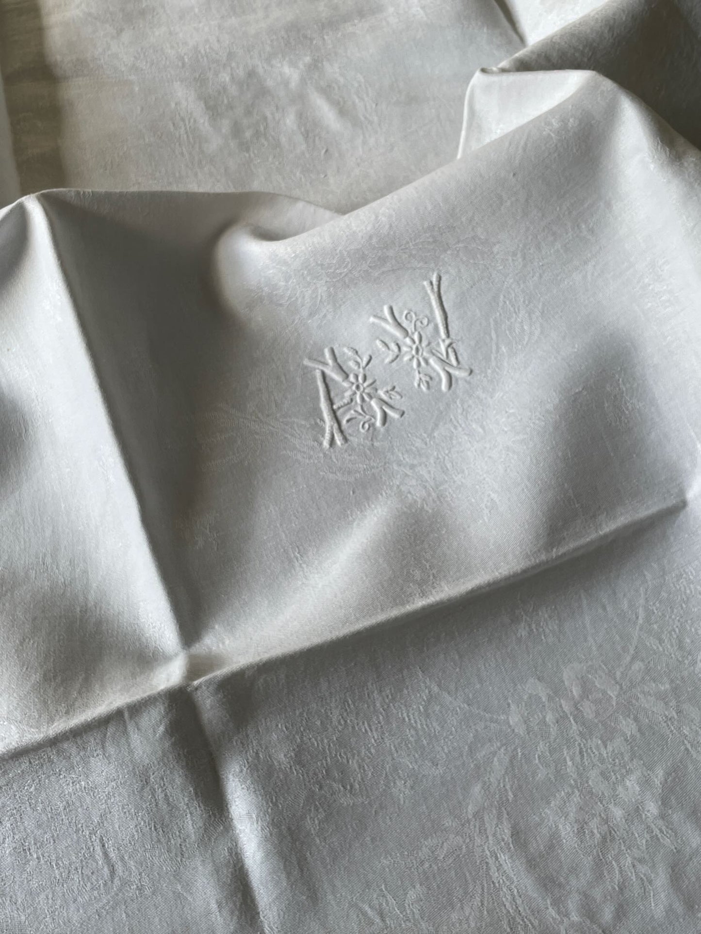 
                  
                    antique french linen table napkins serviettes set of 10 embroidered monogrammed AV large
                  
                