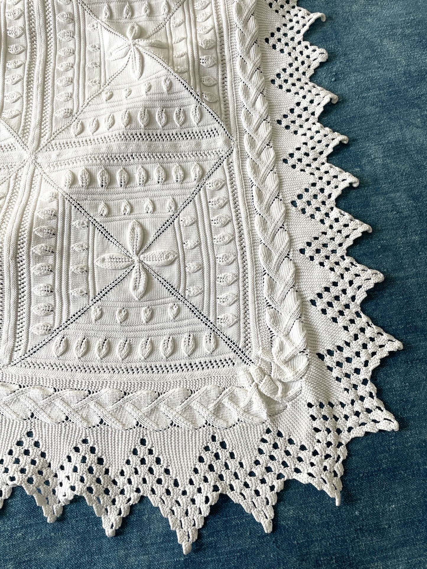 white cotton knitted french bedcover coverlet comforter vintage hand made double single
