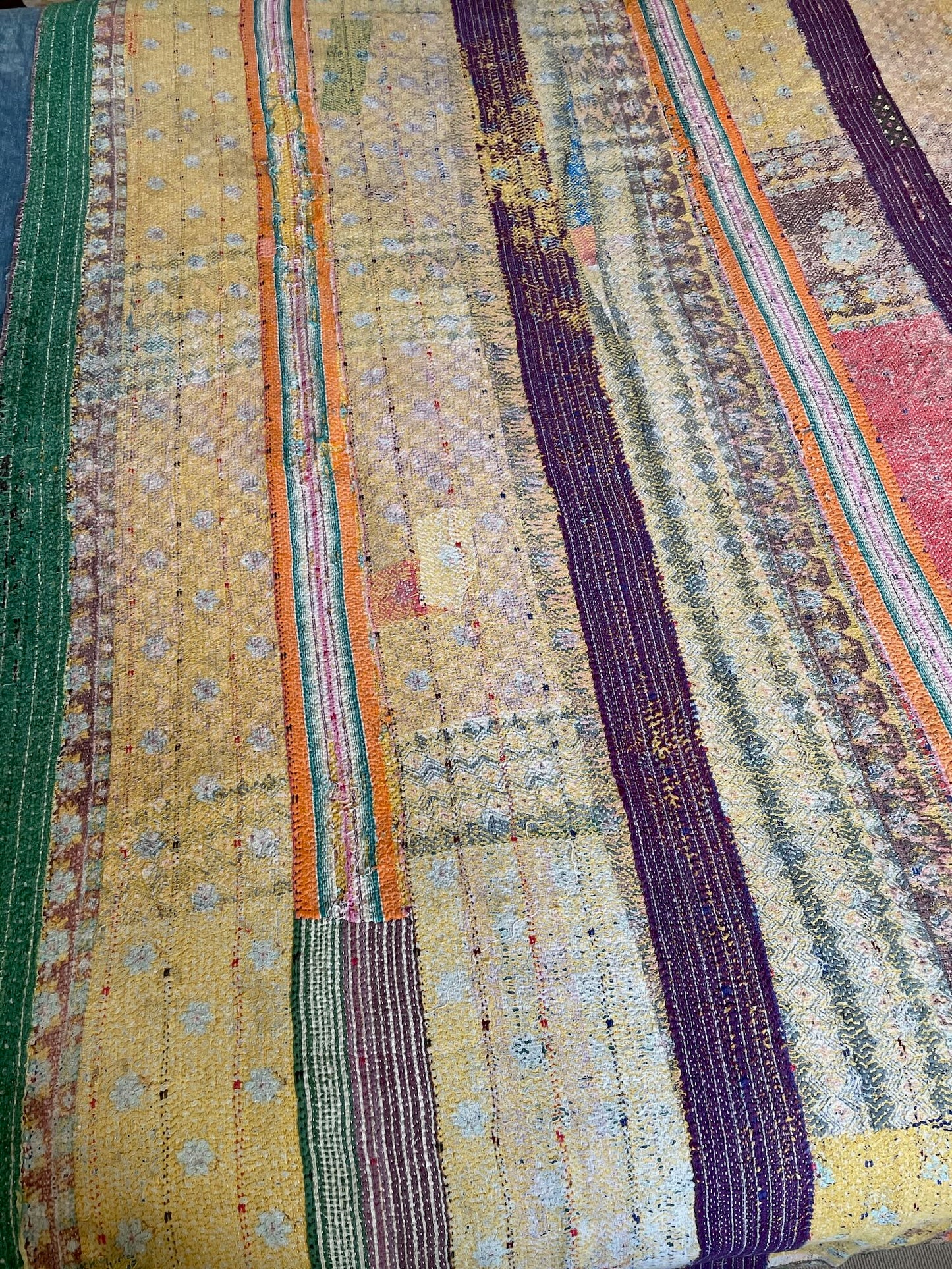 
                  
                    large kantha throw quilt sofa throw blanket bedcover comforter yellow green pink washable
                  
                