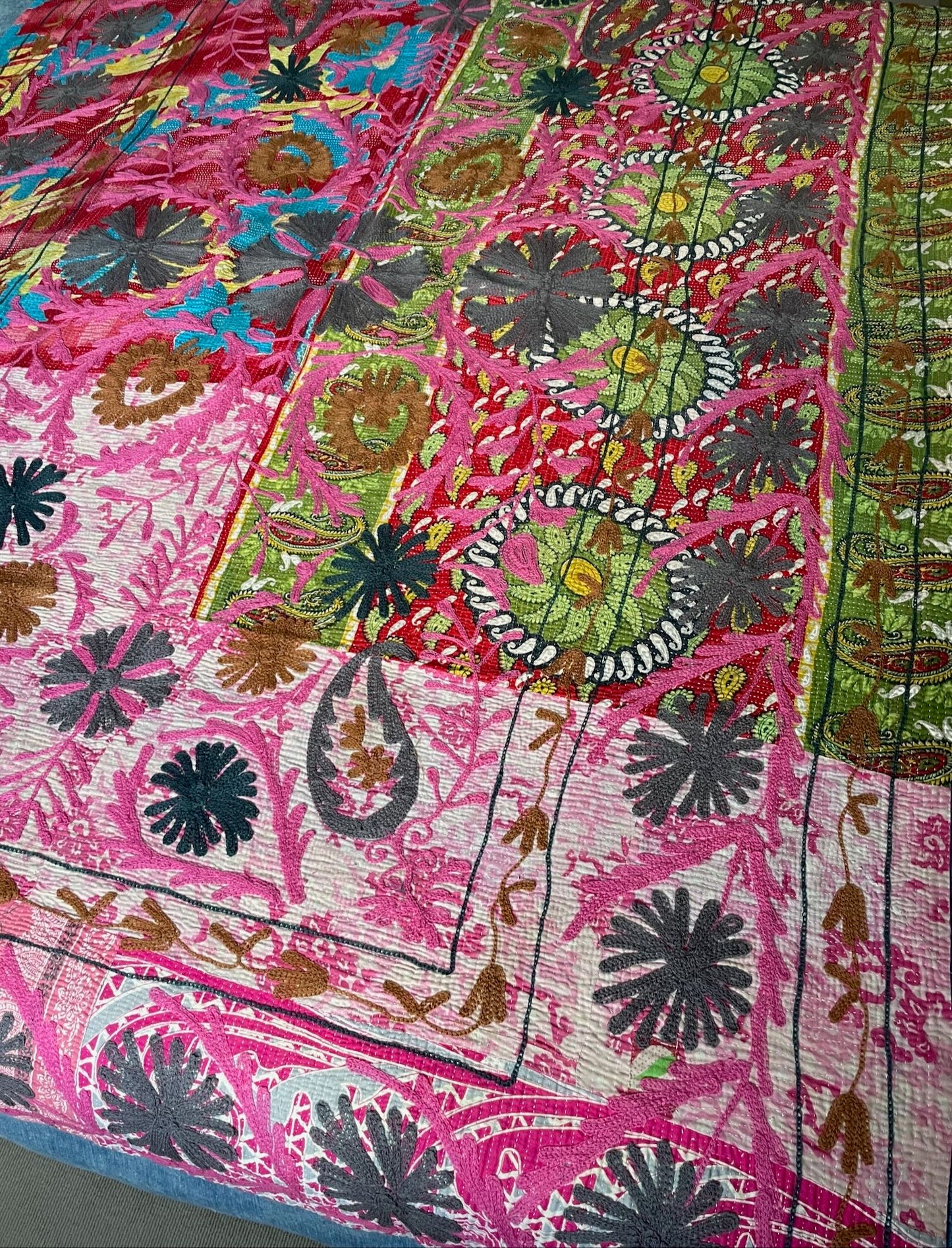 
                  
                    pink green red blue suzani quilt kantha throw bedspread wall hanging cotton large king washable
                  
                