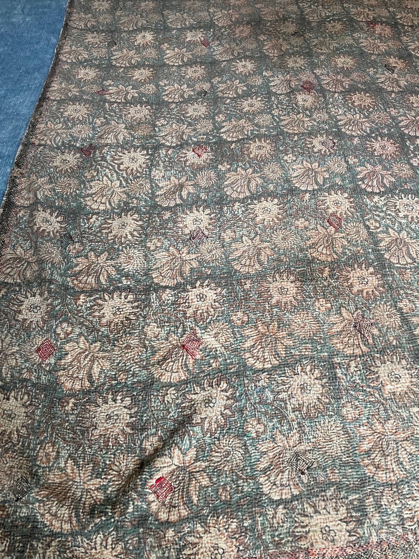
                  
                    block print bedspread kantha quilt sofa throw cotton comforter fall colours leaves washable
                  
                