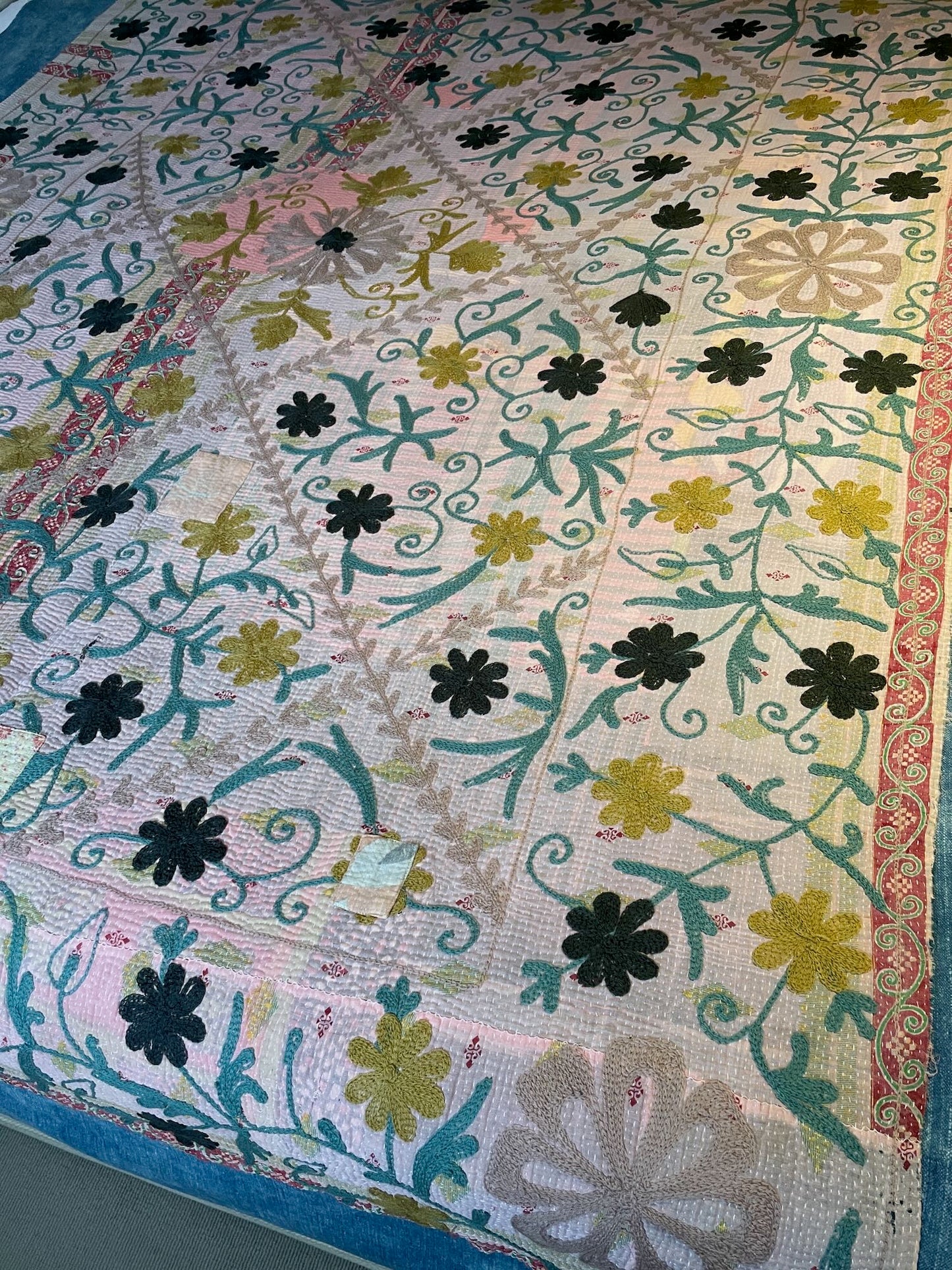 pretty pale pink kantha suzani style throw wall hanging sofa bedspread quilt embroidered washable