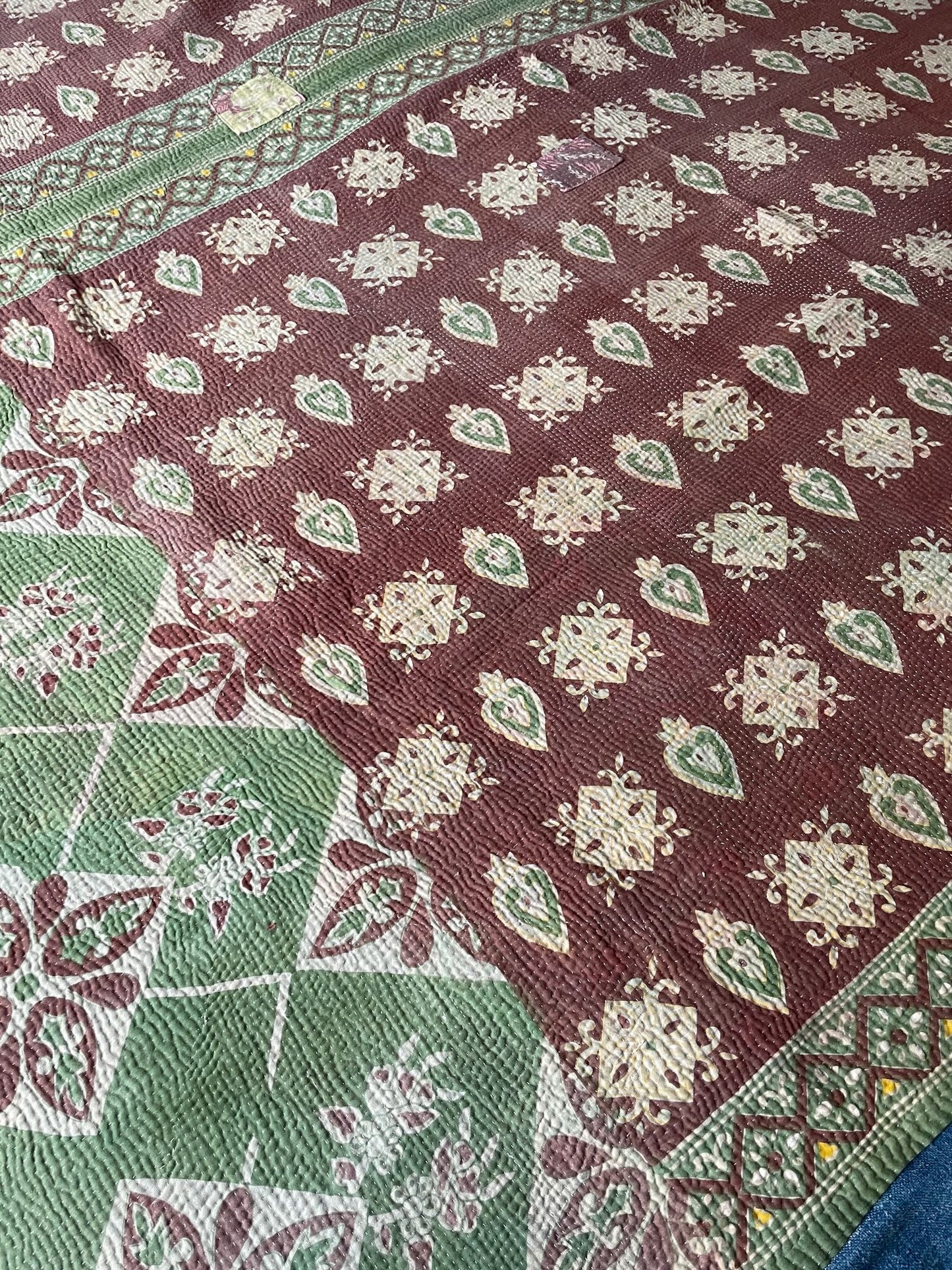 
                  
                    soft green aubergine purple brown kantha bedspread quilt sofa throw boteh pattern washable
                  
                