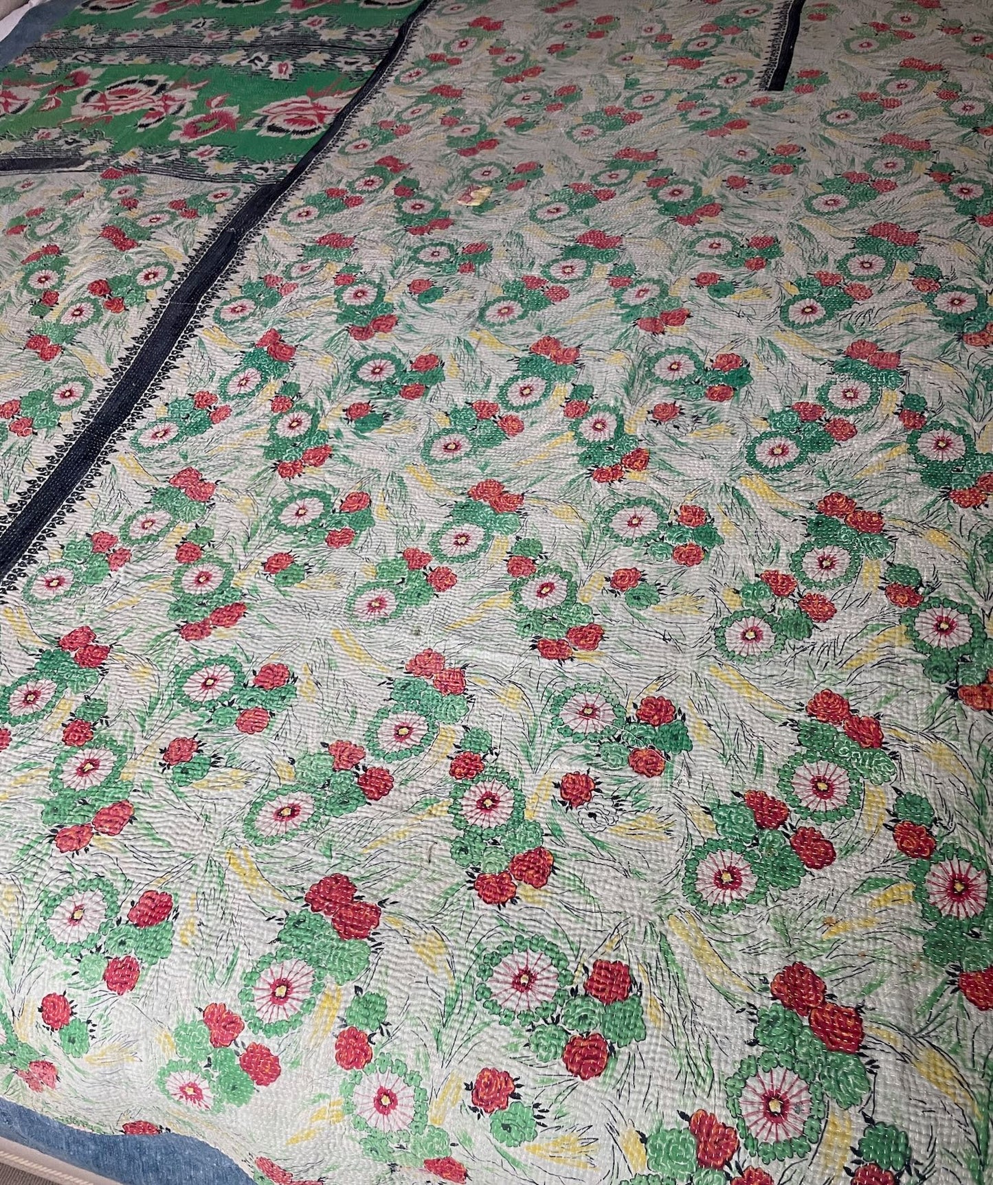 
                  
                    soft green aubergine purple brown kantha bedspread quilt sofa throw boteh pattern washable
                  
                