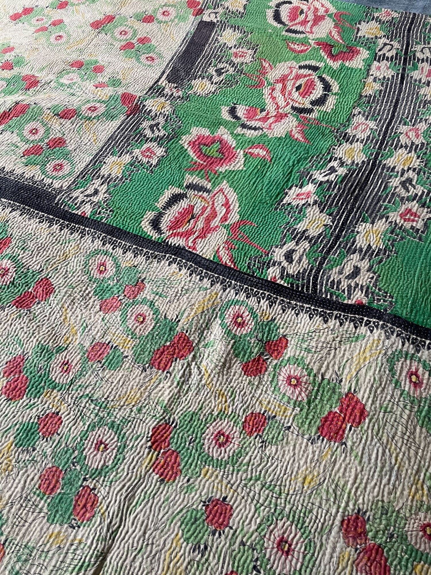 
                  
                    soft green aubergine purple brown kantha bedspread quilt sofa throw boteh pattern washable
                  
                