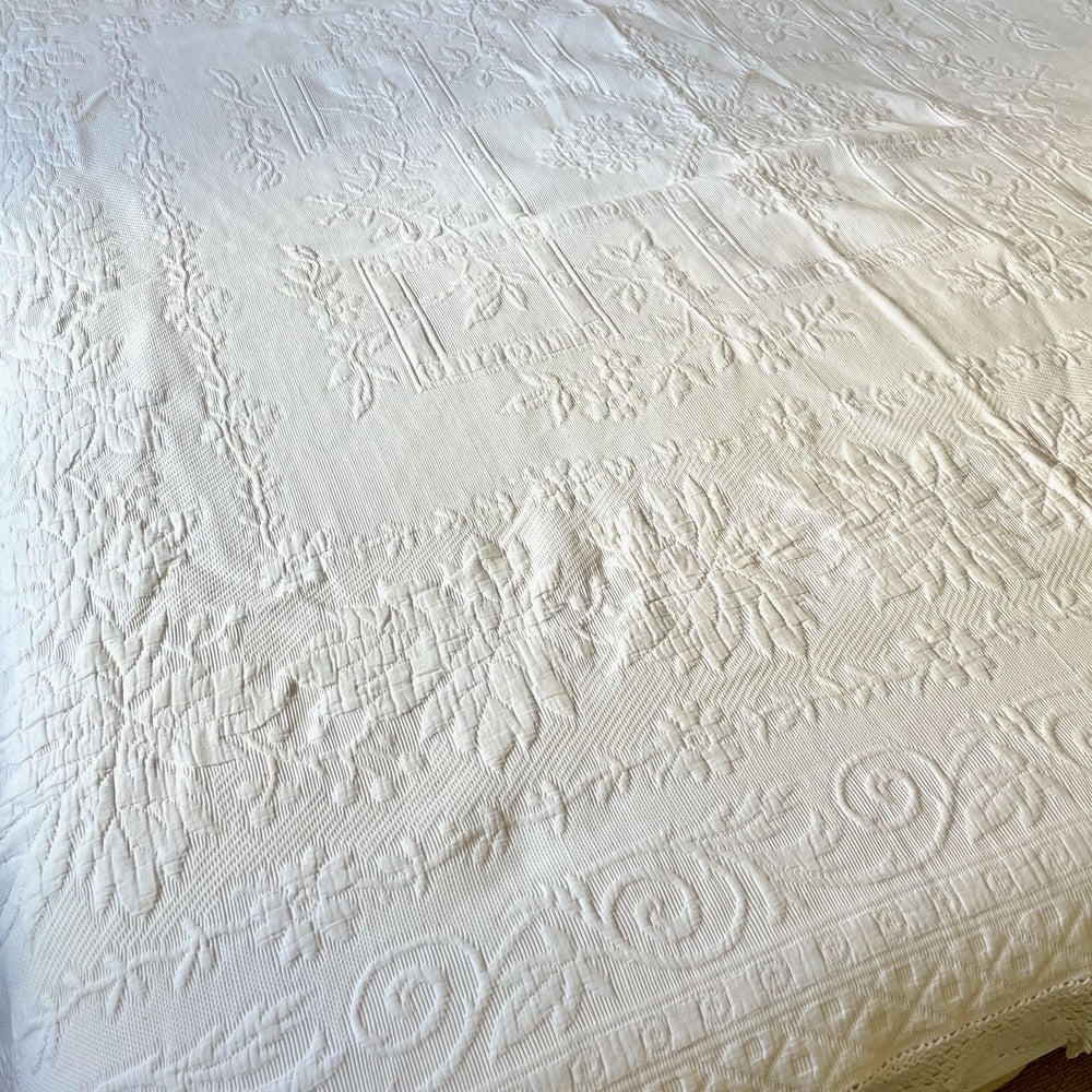 vintage french bedspread pique marseillais marriage quilt white large cotton comforter 