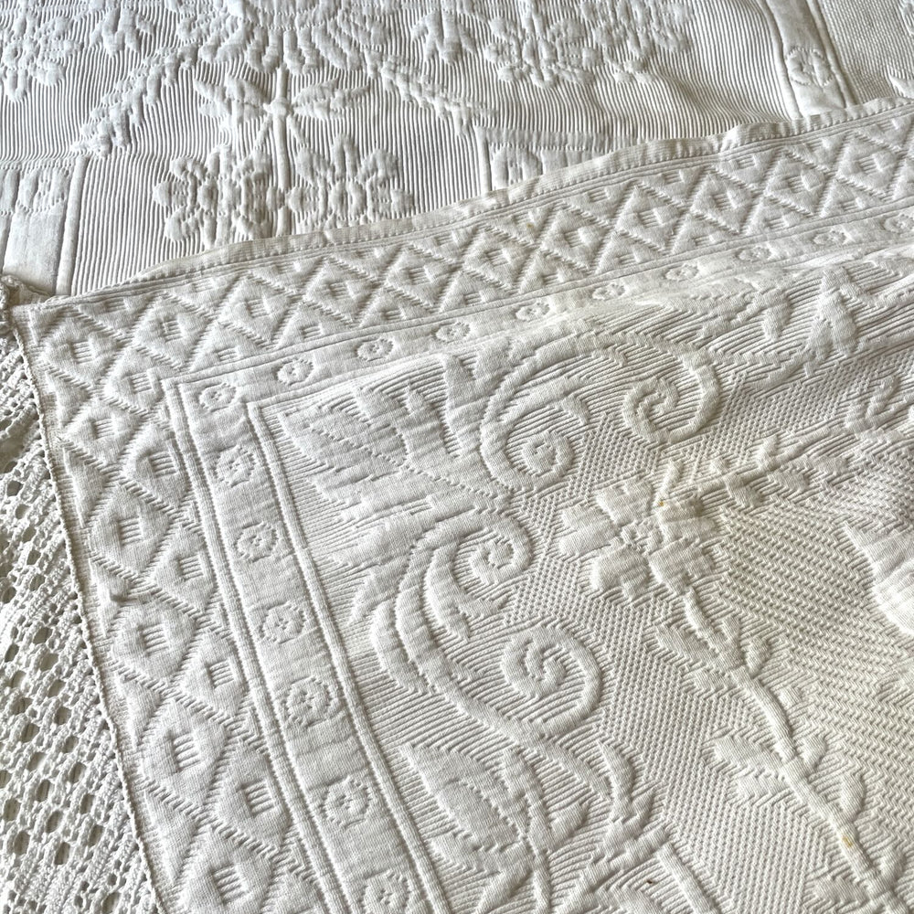 
                  
                    vintage french bedspread pique marseillais marriage quilt white large cotton comforter 
                  
                