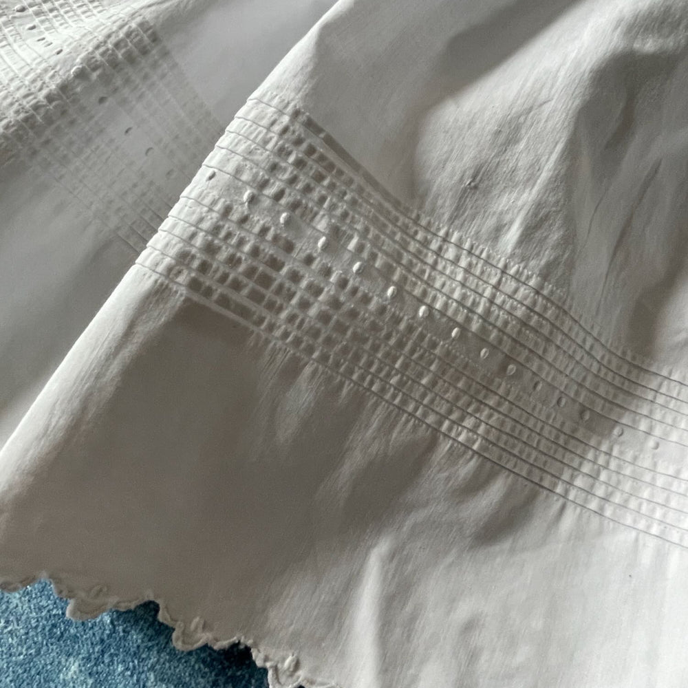 
                  
                    antique french petticoat underskirt jupon white cotton summer skirt scalloped edge pretty medium
                  
                