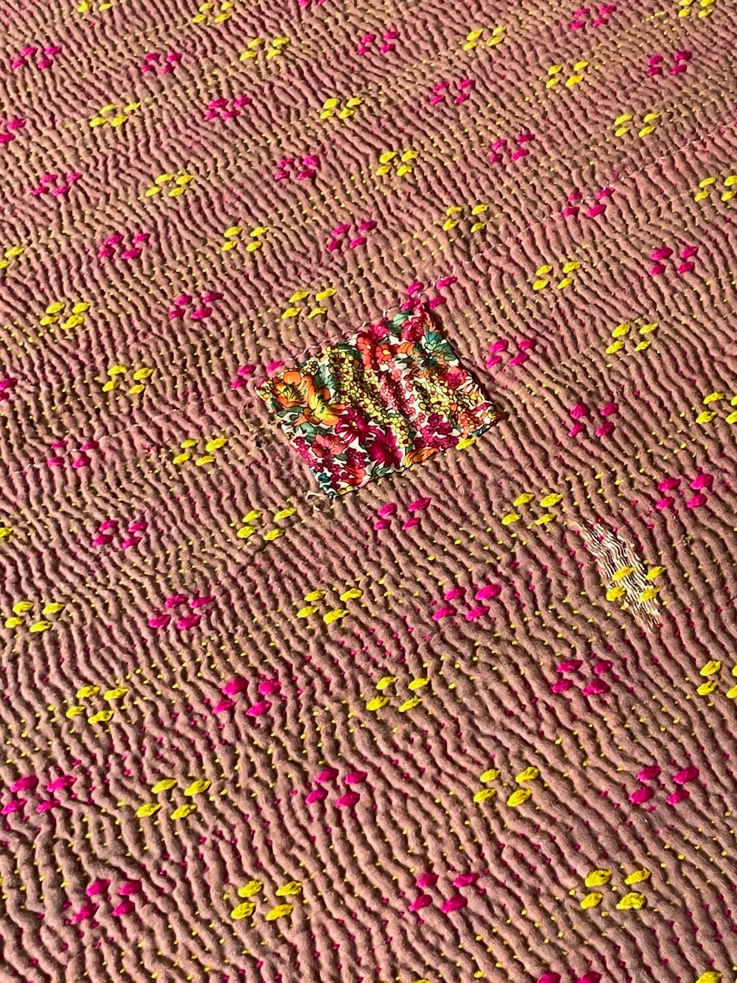 
                  
                    brown pink yellow purple mauve bedspread kantha quilt sofa throw cotton single double washable
                  
                