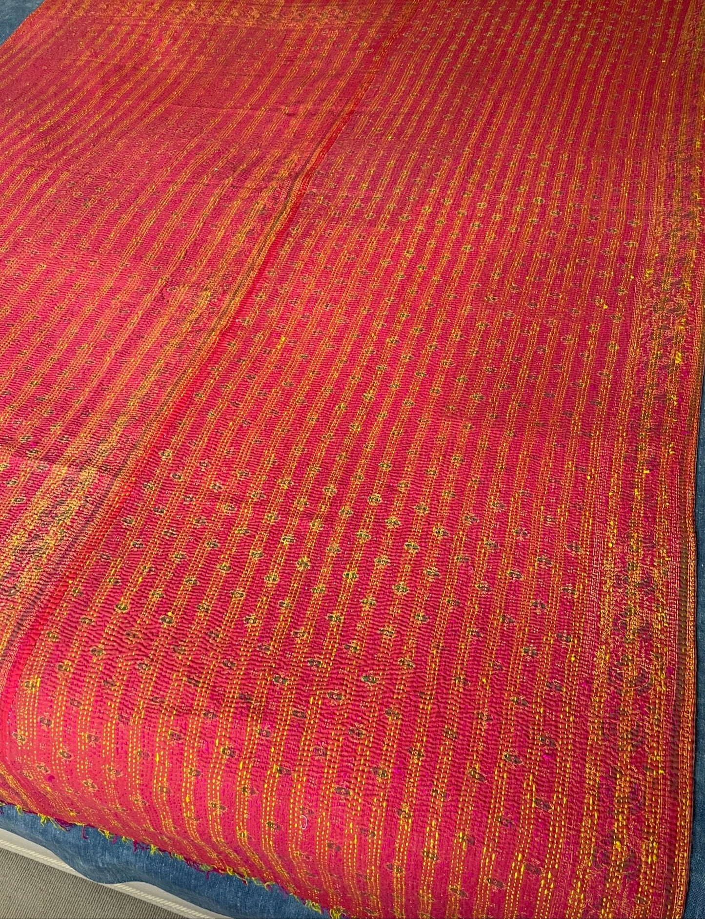 
                  
                    brown pink yellow purple mauve bedspread kantha quilt sofa throw cotton single double washable
                  
                