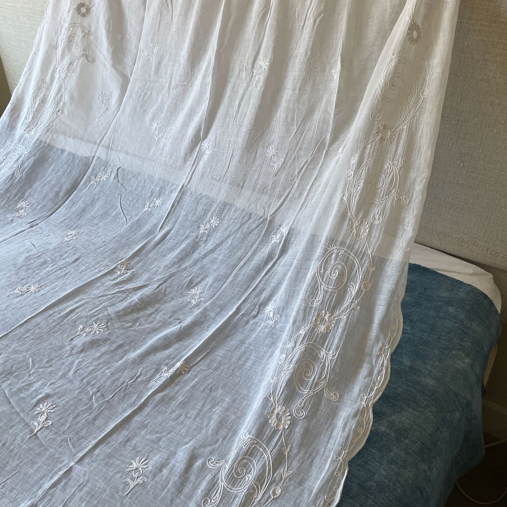
                  
                    pretty embroidered rideau de cornelys crewel work sheer curtain antique french window treatment 
                  
                