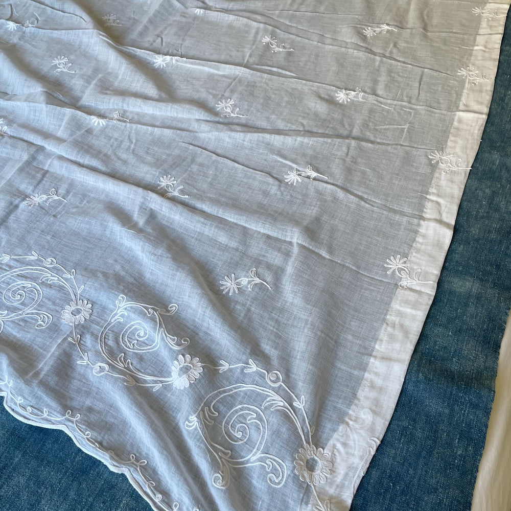 
                  
                    pretty embroidered rideau de cornelys crewel work sheer curtain antique french window treatment 
                  
                