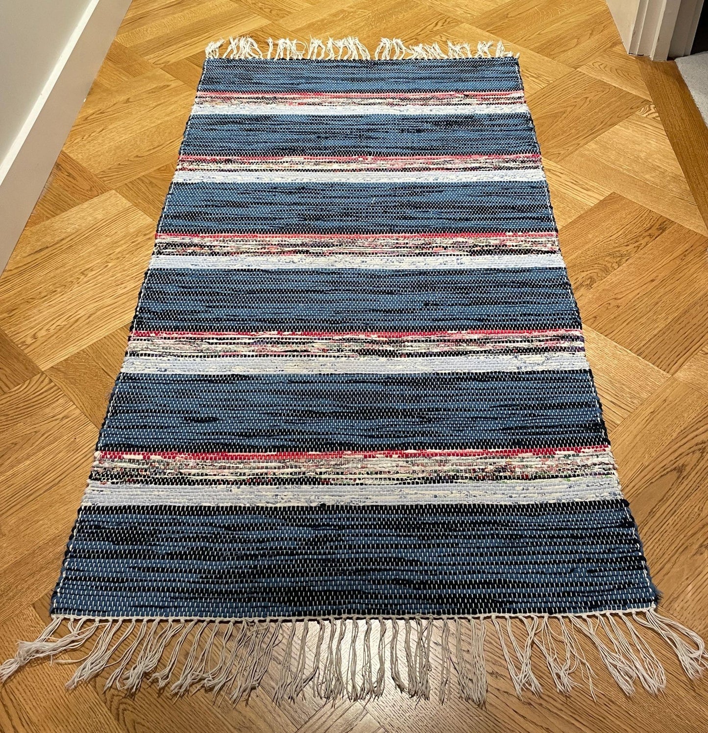 
                  
                    Vintage swedish rag rug scandi trasmatta in blue red stripes kitchen mat bathroom carpet washable
                  
                