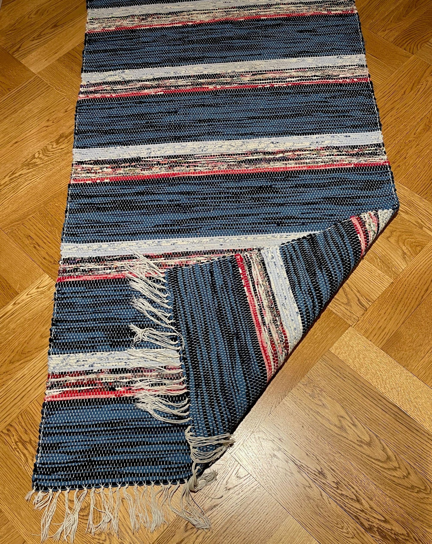 
                  
                    Vintage swedish rag rug scandi trasmatta in blue red stripes kitchen mat bathroom carpet washable
                  
                