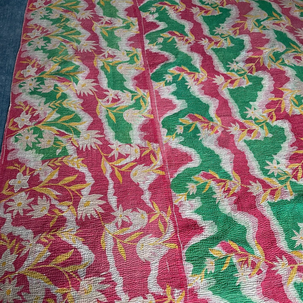 
                  
                    pink green yellow floral patterned bedspread kantha quilt throw sofa comforter washable
                  
                
