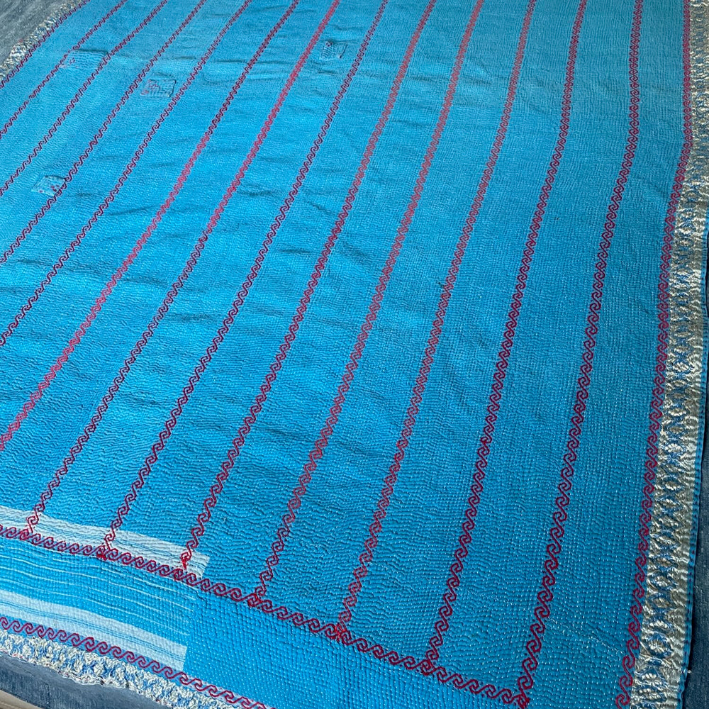 
                  
                    pink blue orange kantha bedspread quilt vintage cotton sari single double comforter washable 
                  
                