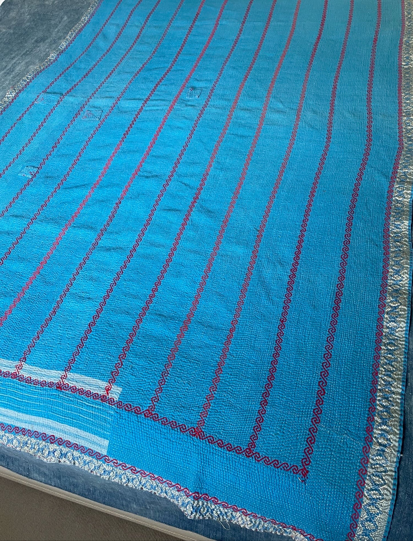 
                  
                    pink blue orange kantha bedspread quilt vintage cotton sari single double comforter washable 
                  
                