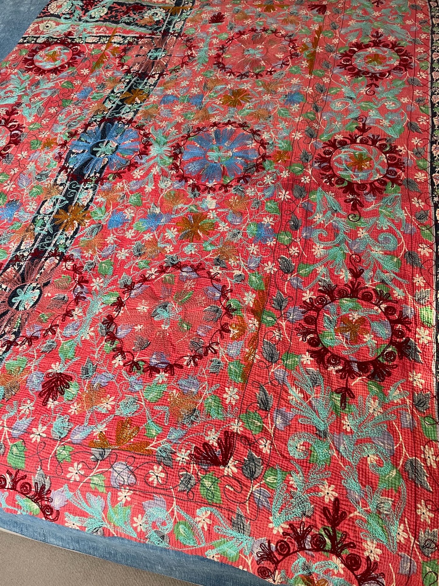 
                  
                    pink green blue orange suzani embroidered kantha quilt bedspread cotton sofa throw washable 
                  
                