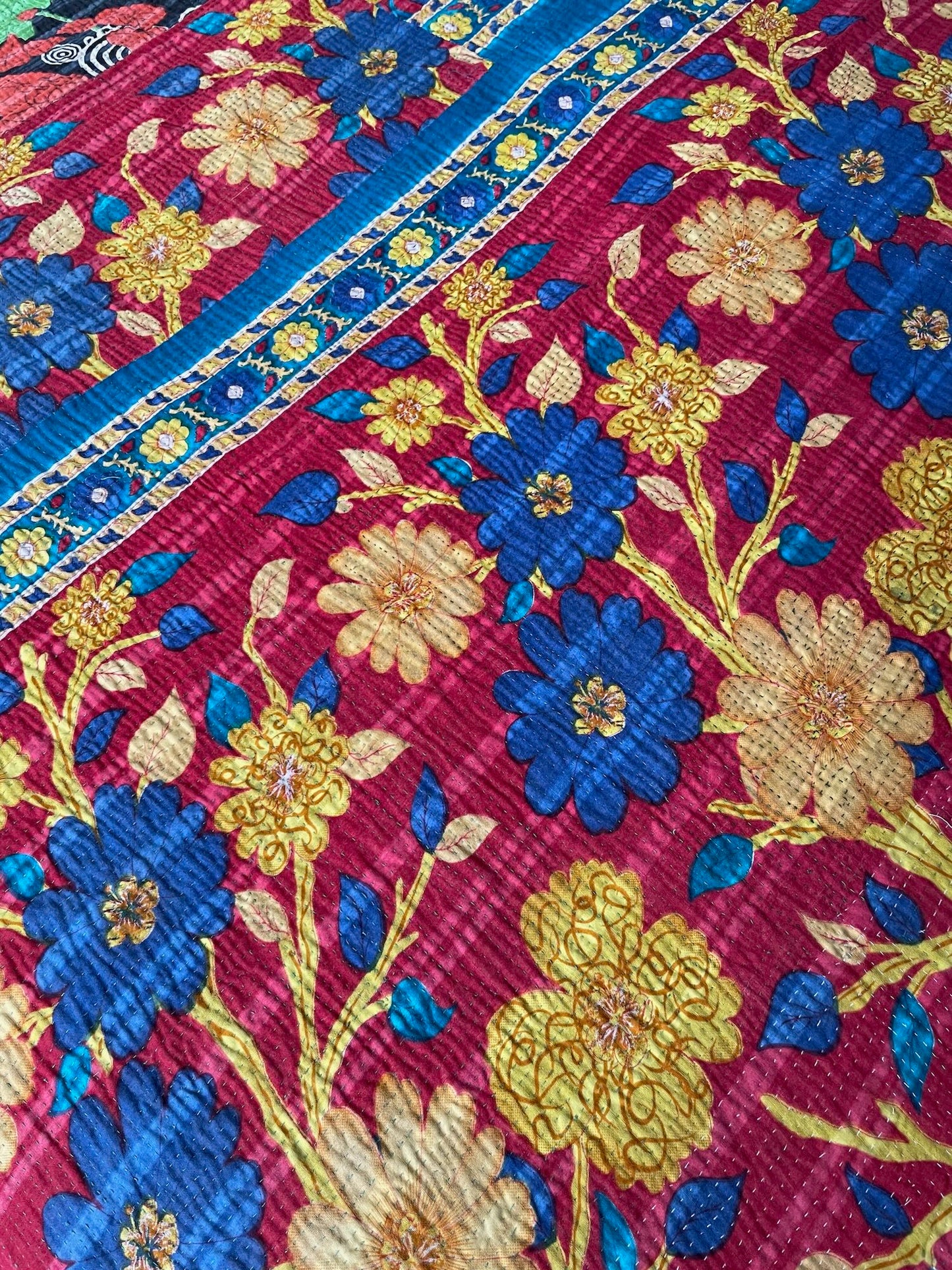 
                  
                    red green yellow floral single kantha bedspread quilt comforter cotton washable handmade
                  
                