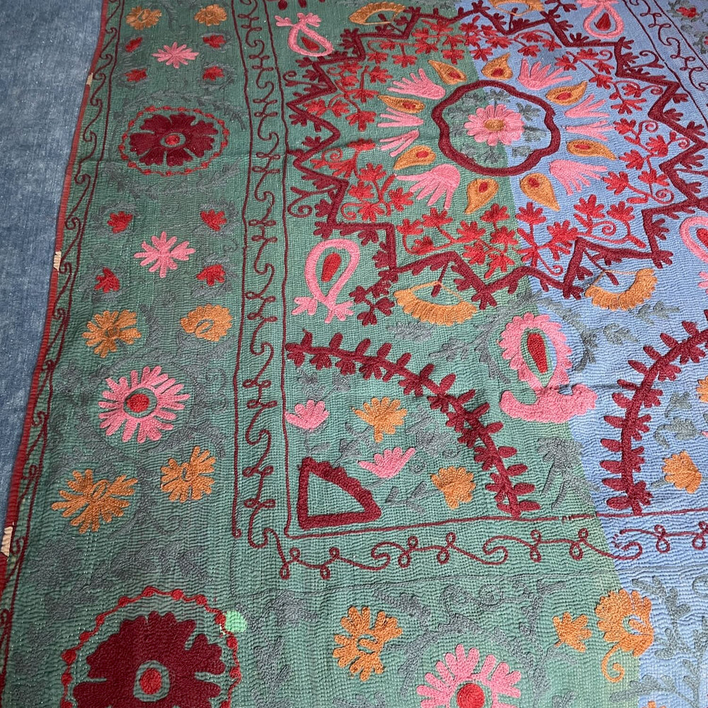 
                  
                    blue green red pink orange suzani kantha bedspread quilt cotton comforter single  double  washable
                  
                