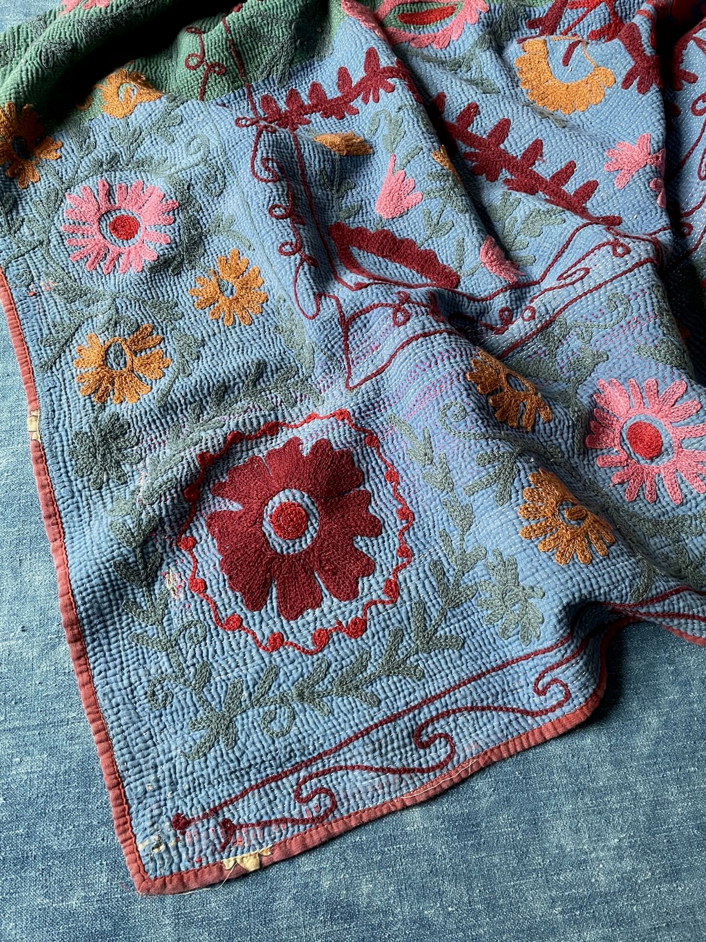 
                  
                    blue green red pink orange suzani kantha bedspread quilt cotton comforter single  double  washable
                  
                