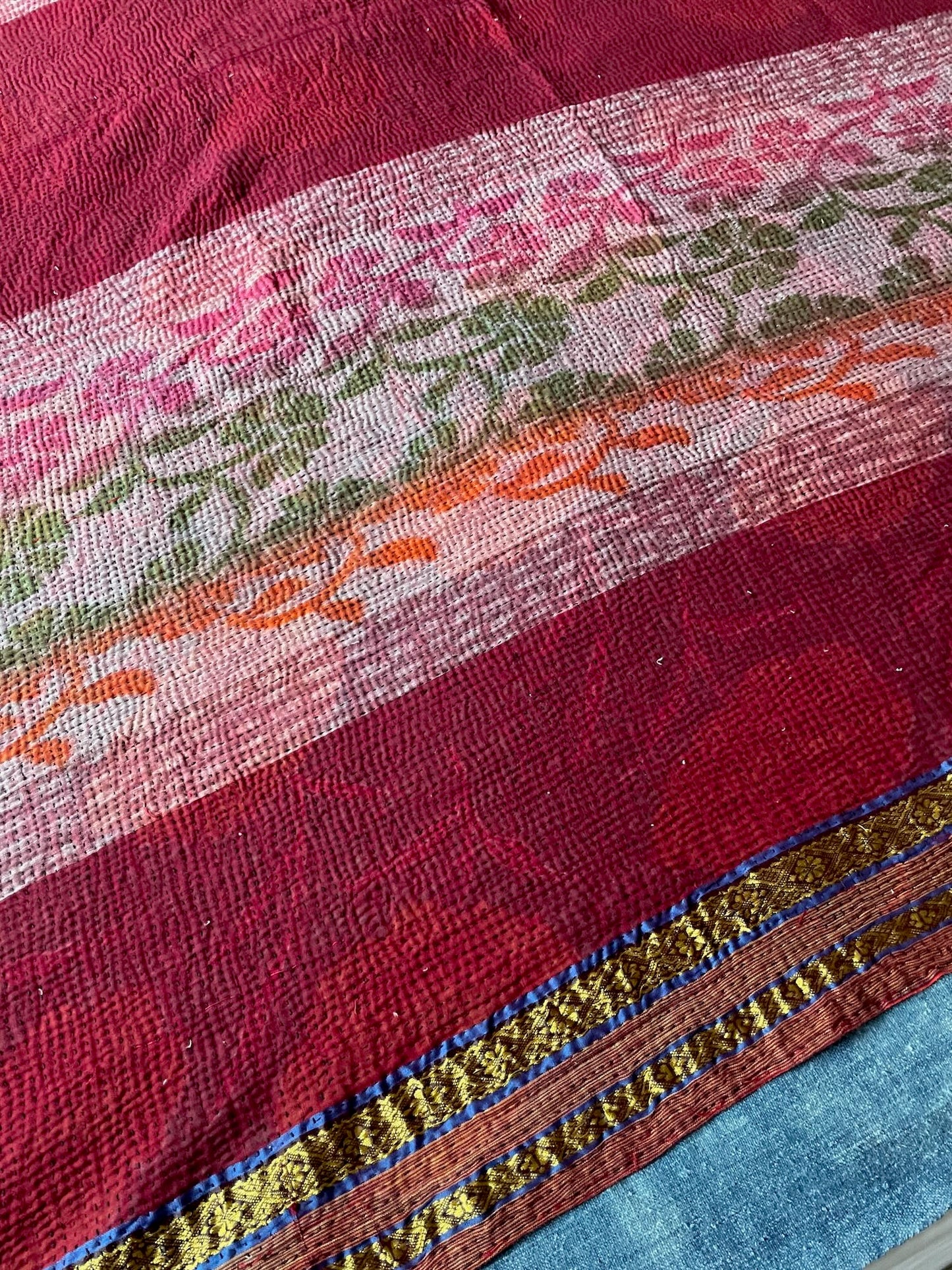 
                  
                    red pink gold orange large kantha bedspread quilt cotton comforter super king  double washable 
                  
                