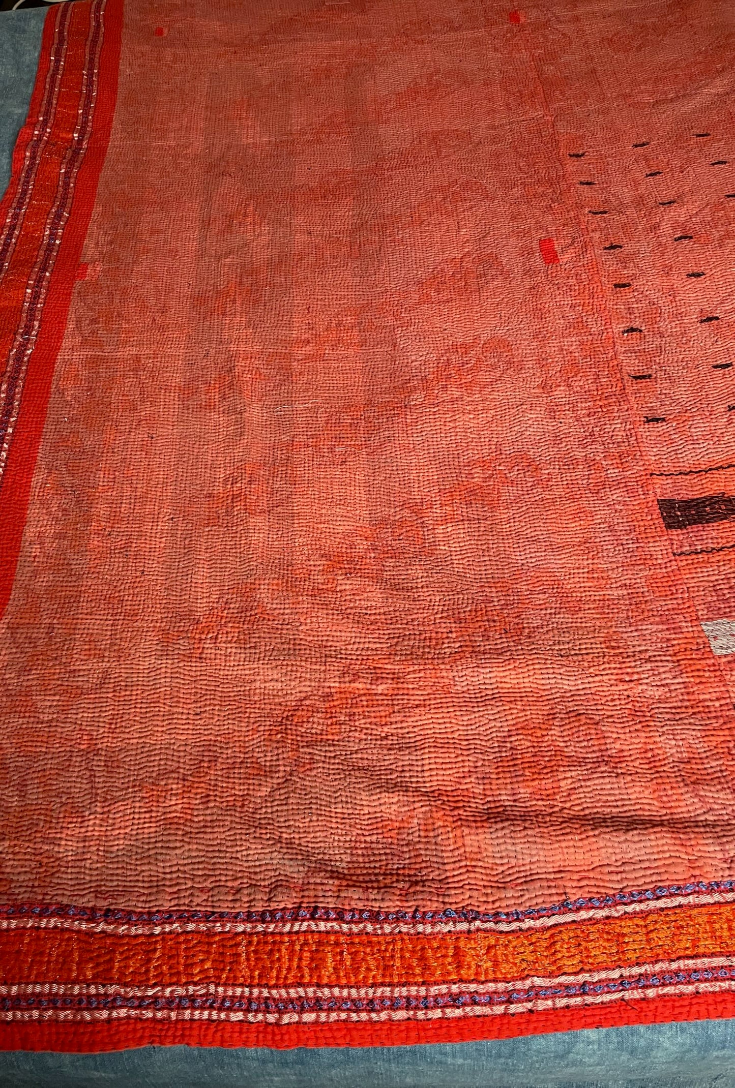 
                  
                    red pink gold orange large kantha bedspread quilt cotton comforter super king  double washable 
                  
                
