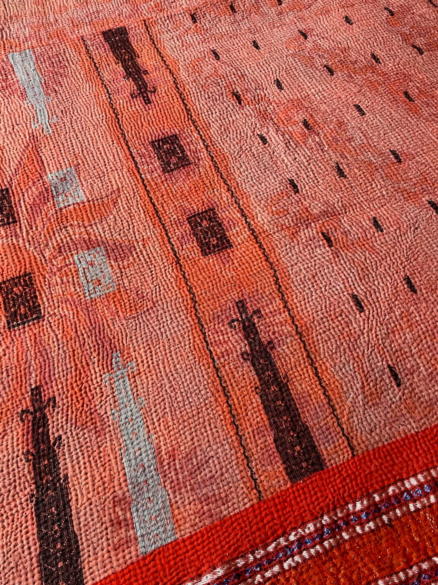 
                  
                    red pink gold orange large kantha bedspread quilt cotton comforter super king  double washable 
                  
                