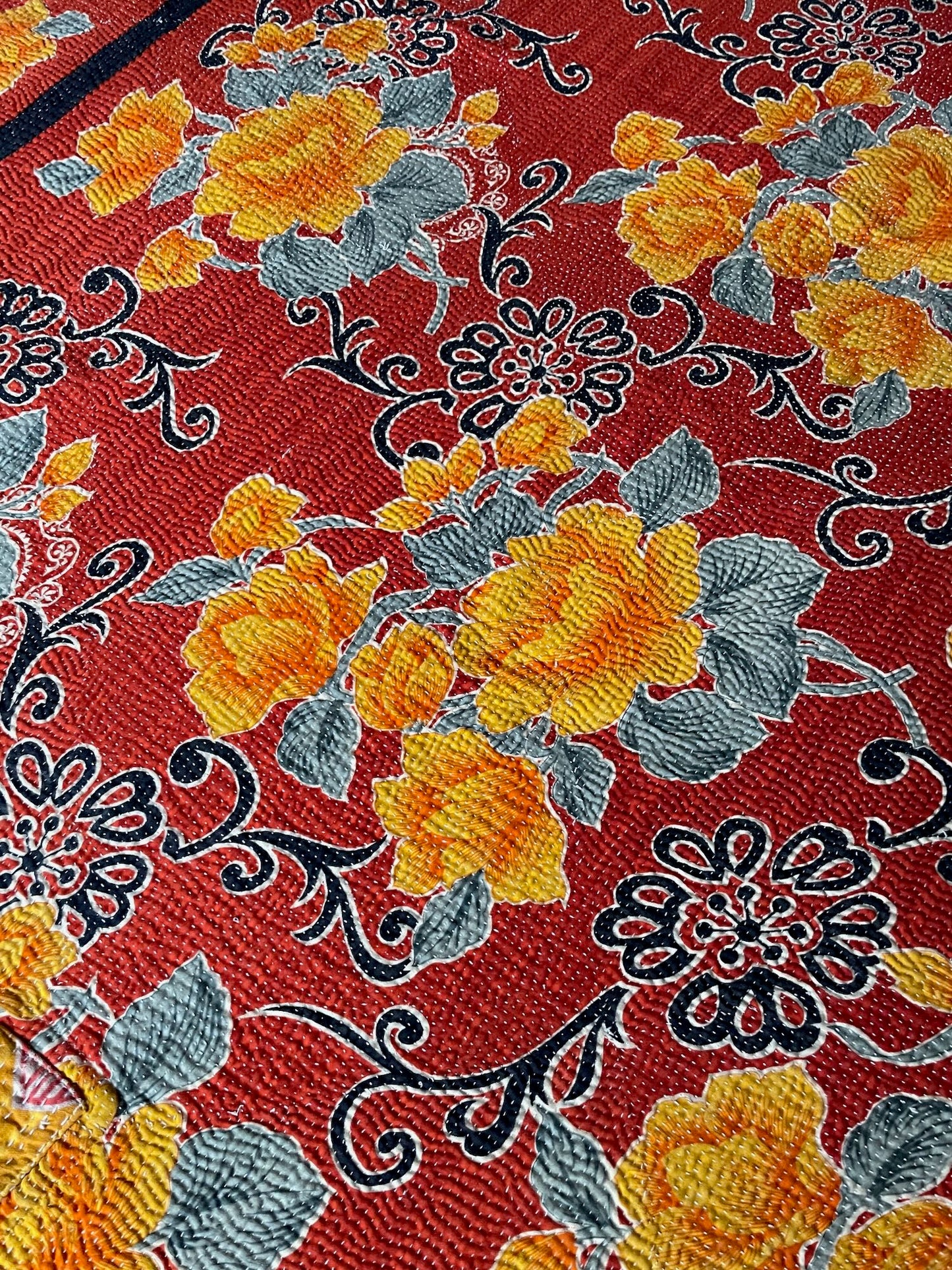 
                  
                    red orange grey floral kantha quilt bedspread cotton sari comforter hand made large double throw
                  
                
