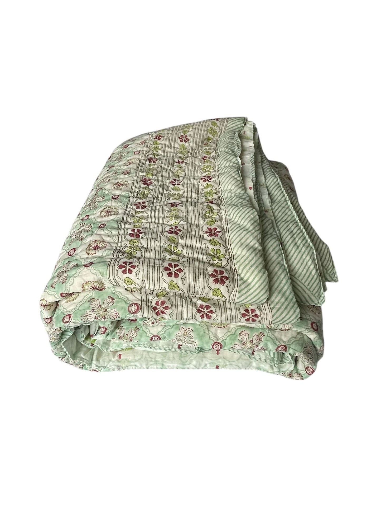 
                  
                    sea green quilt apple floral patterned blockprint bedspread pique large double king handmade
                  
                