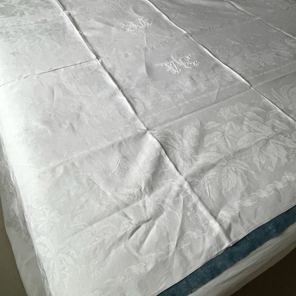
                  
                    long tablecloth white linen damask table linen french antique monogrammed VC 2.9metres christmas
                  
                
