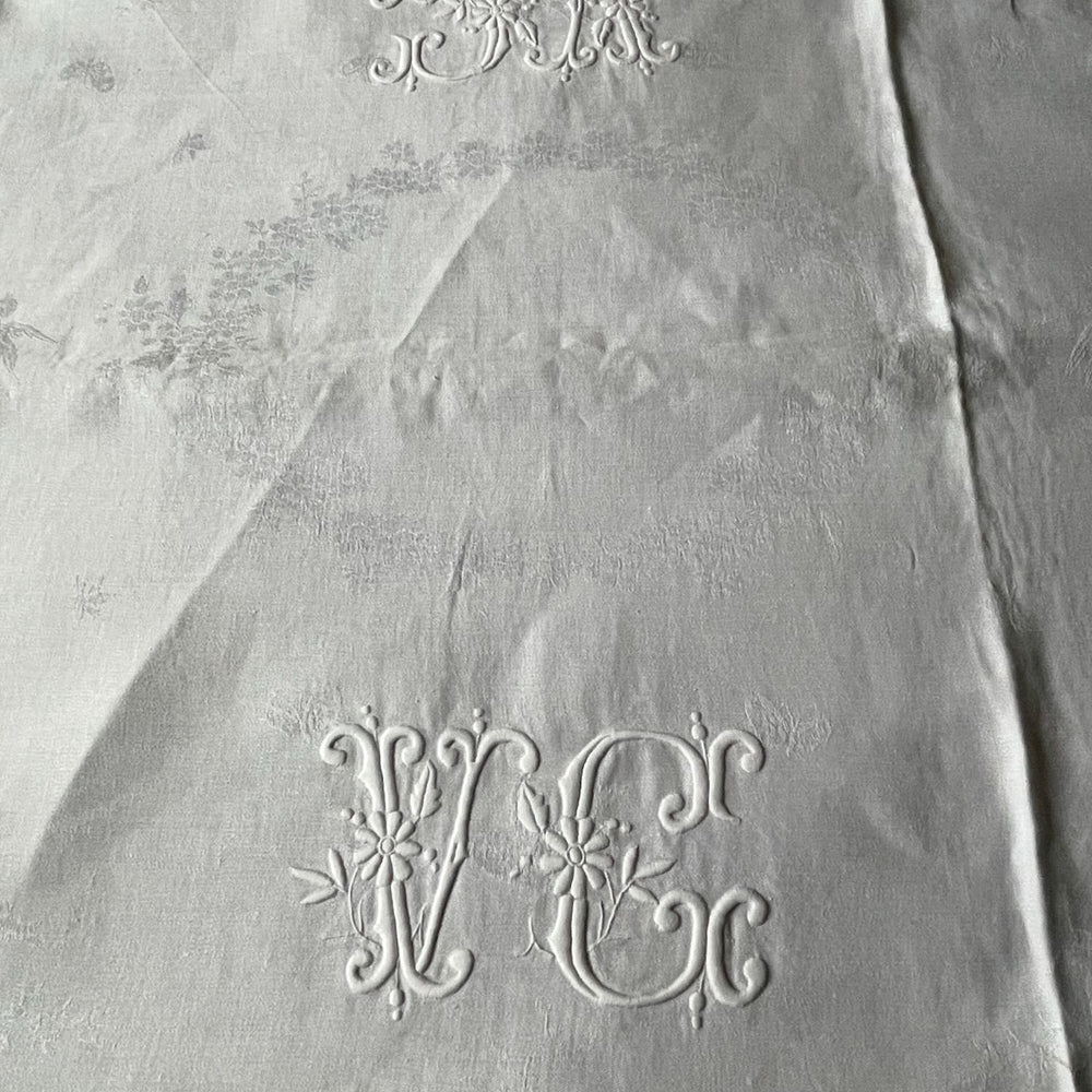 
                  
                    long tablecloth white linen damask table linen french antique monogrammed VC 2.9metres christmas
                  
                