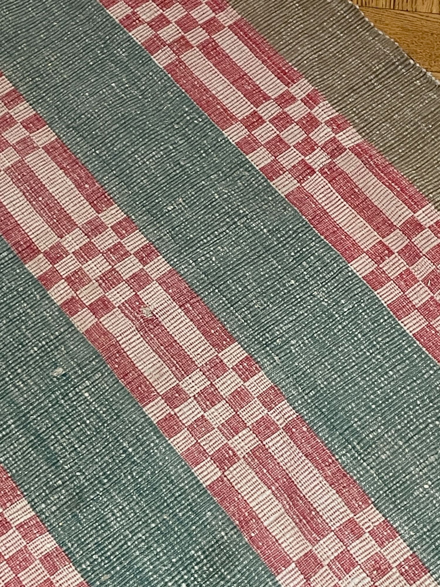 rips rug bath mat red green brown geometric pattern cotton washable vintage trasmatta hall kitchen