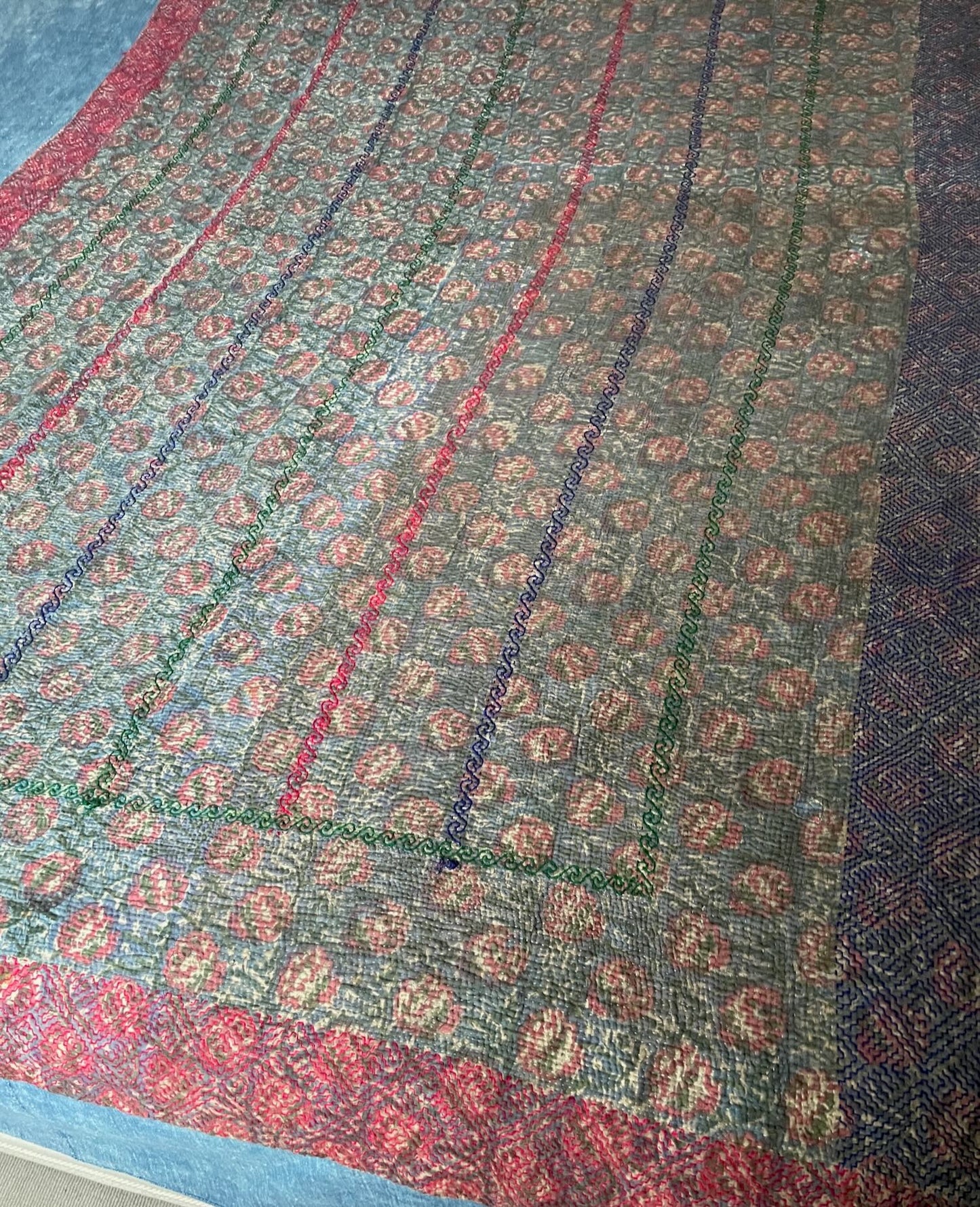 
                  
                    blue red green brown sofa throw cotton blanket quilt bedspread washable comforter handmade
                  
                