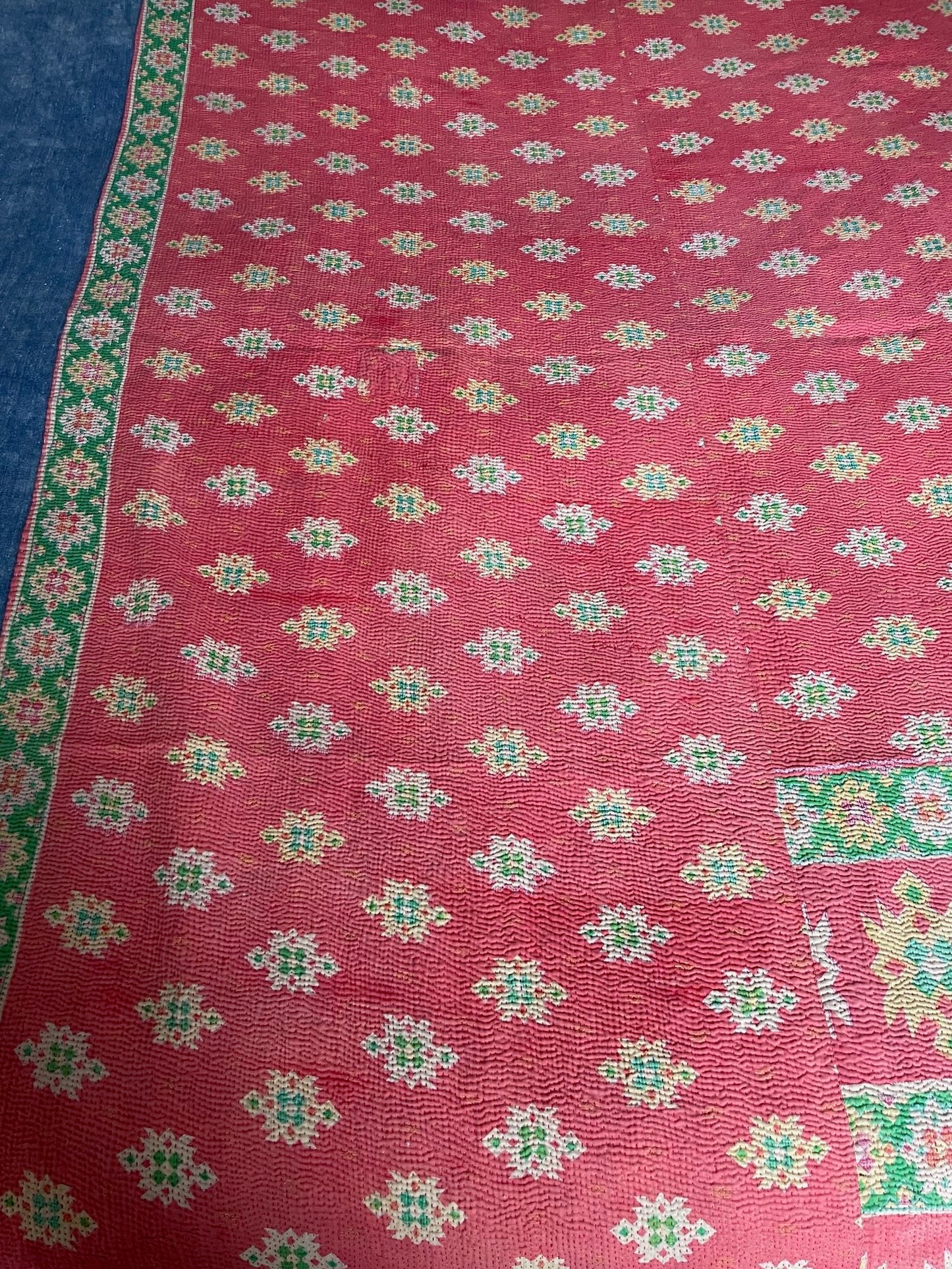 
                  
                    coral red pink green kantha quilt sofa throw cotton comforter bedspread washable single 
                  
                