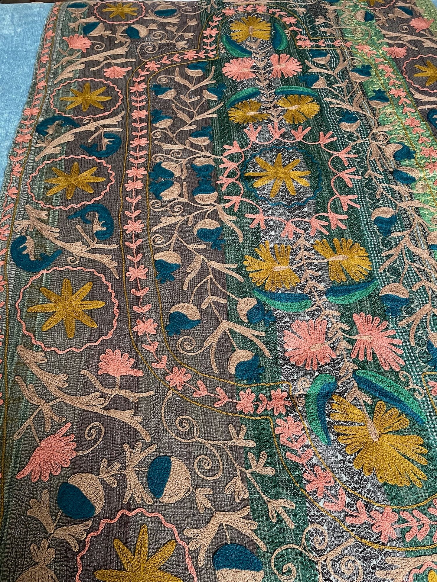 
                  
                    green pink blue suzani quilt sofa throw kantha bedspread small single double washable cotton
                  
                