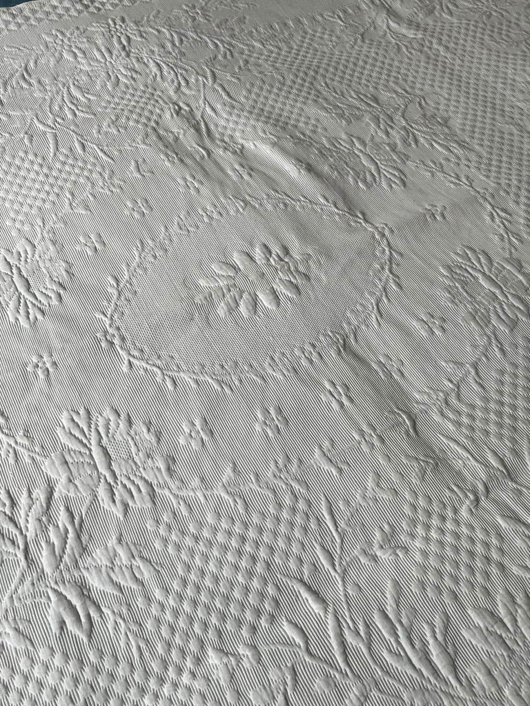 vintage white french pique marseillais white marriage quilt bedspread cotton with lace trim